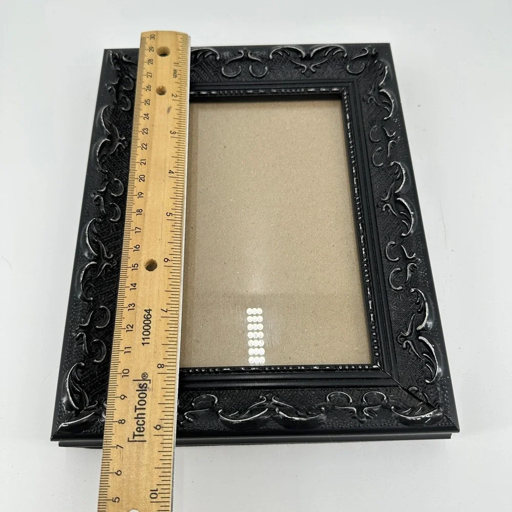 N/A ornate tabletop